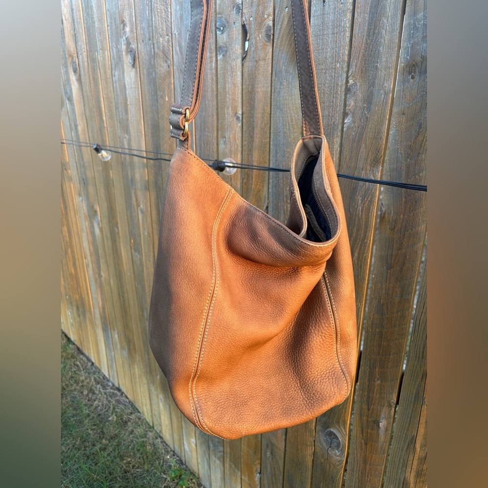 Coach Soft Bucket Nubuc #4943